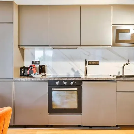 Appartamento Beautifully & Design For 10p - 5min From The Marais Parigi